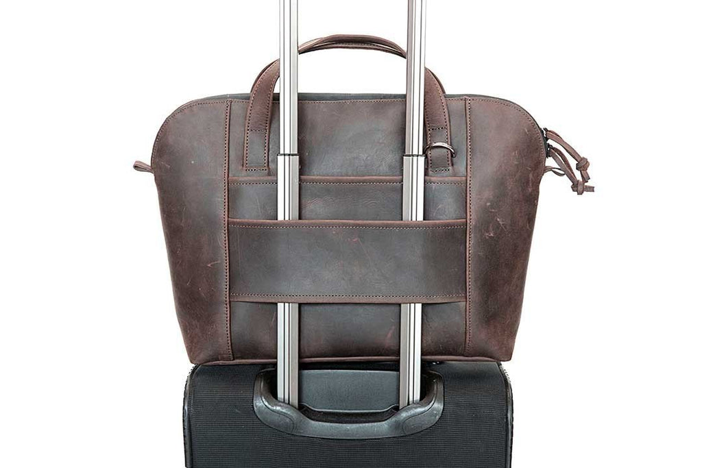 Rear slot for rolling suitcase 